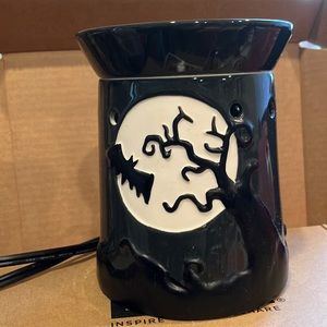 Fright Night Scentsy Halloween wax burner